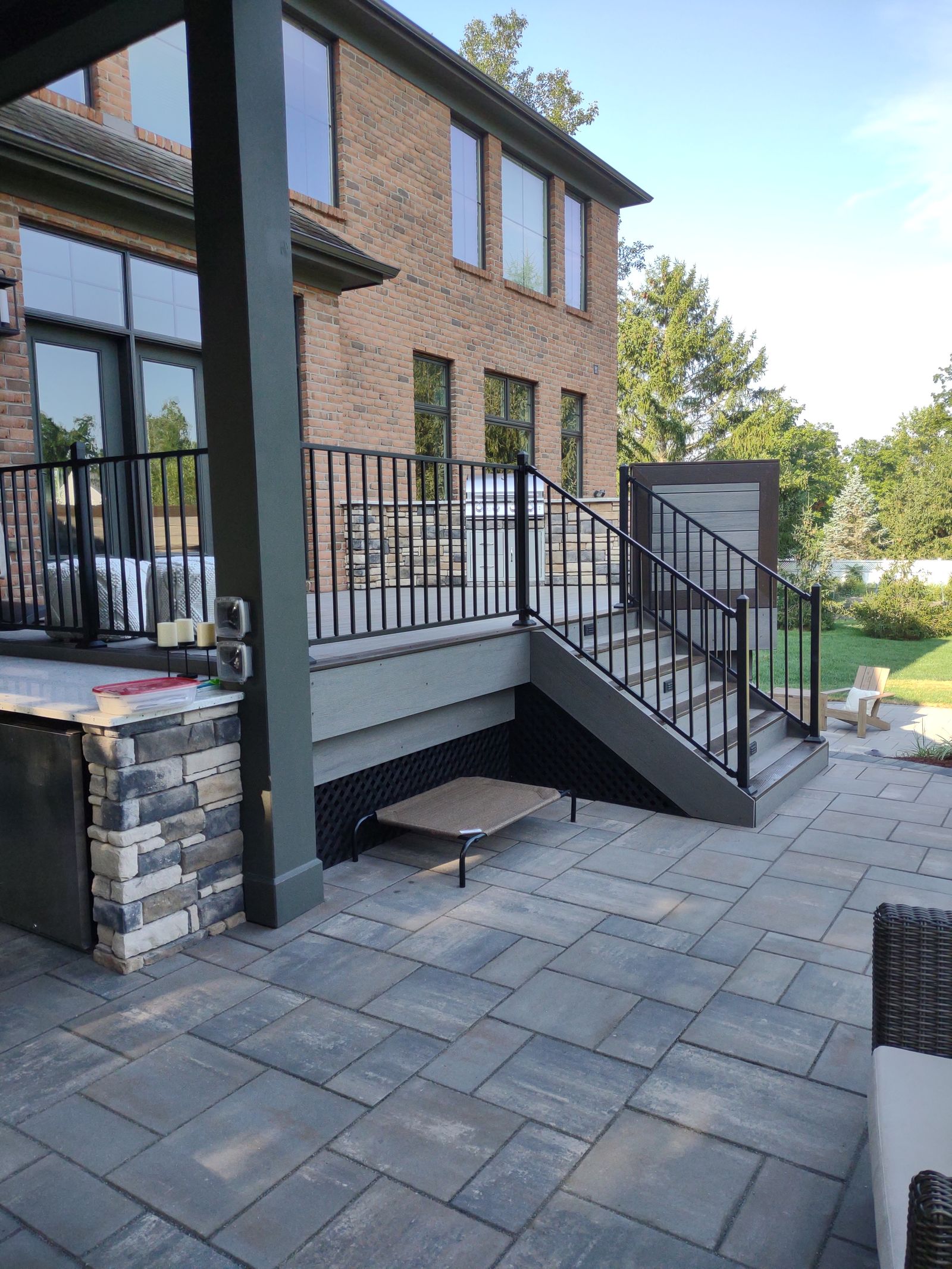 Composite deck staircase connecting the two outdoor levels